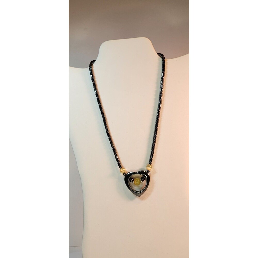 Vintage Open Heart Black and Yellow Beaded Necklace Shiny Gun Metal Tone 9.5"